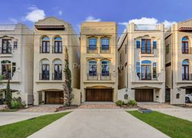 featured image of 1809 W 24th St