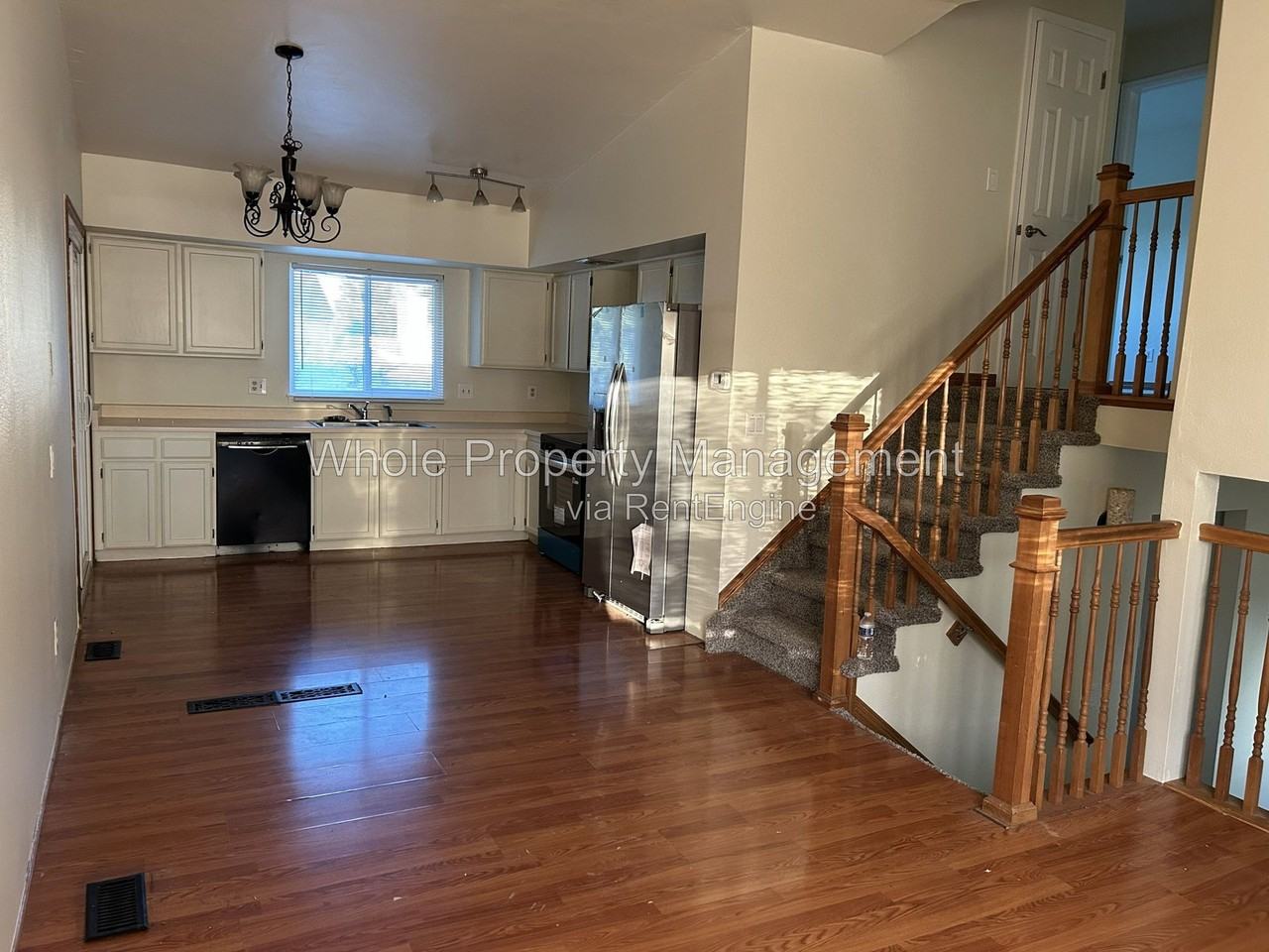 5030 S Independence Ct - Photo 4 of 27