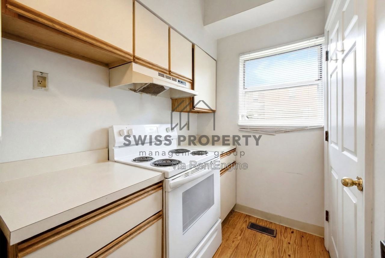 275 E 16th Ave - Photo 7 of 14