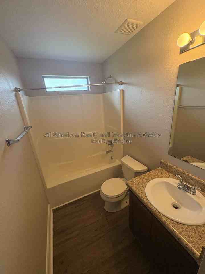 6255 Bullet Dr - Photo 4 of 17
