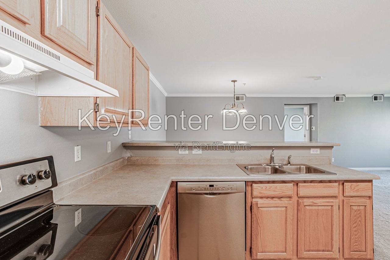 12338 W Dorado Pl #203 - Photo 7 of 48
