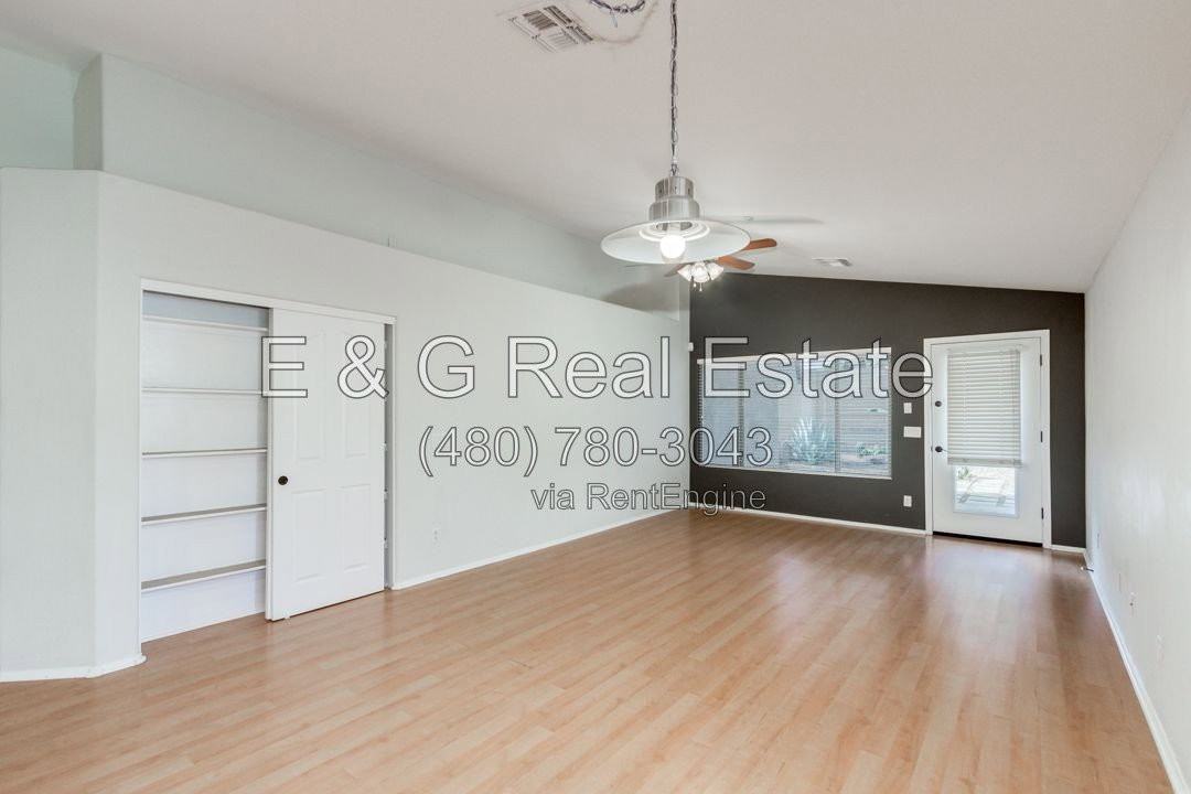 10270 E Blanche Dr - Photo 4 of 17