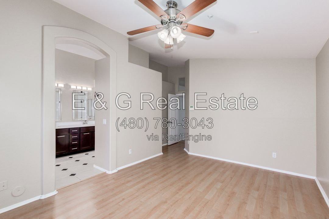 10270 E Blanche Dr - Photo 6 of 17