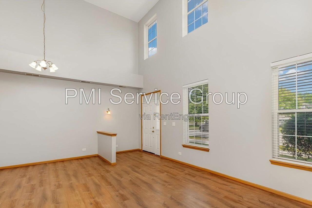 2255 Georgetown Cir - Photo 5 of 20