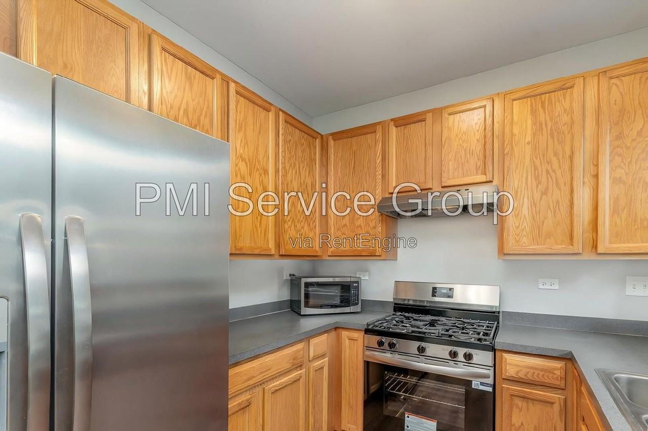 2255 Georgetown Cir - Photo 6 of 20