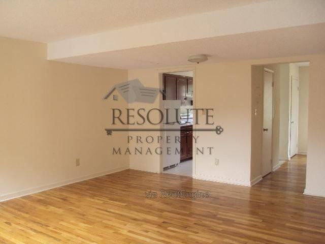 400 Davie Rd #3 - Photo 3 of 7