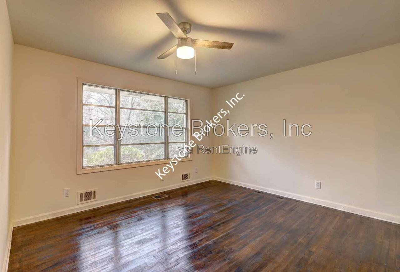 4624 Wesley Dr - Photo 2 of 8