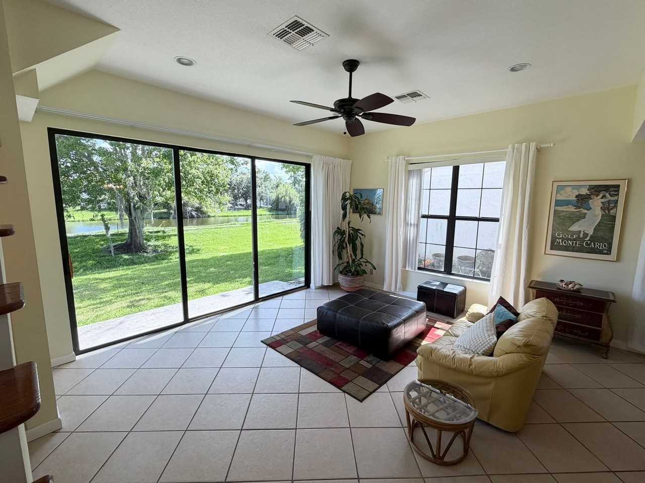 2570 Shadybranch Dr - Photo 4 of 31