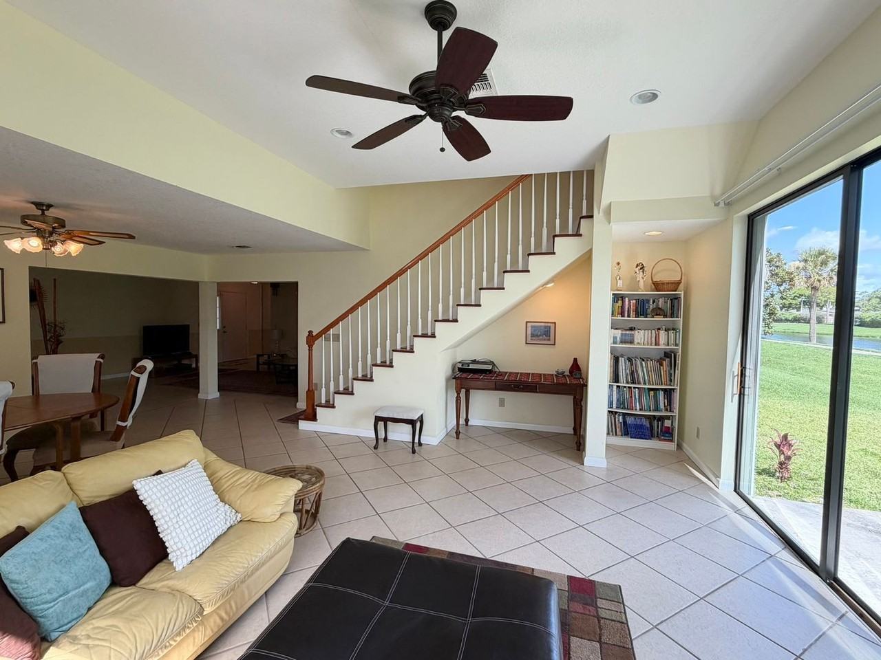 2570 Shadybranch Dr - Photo 5 of 31