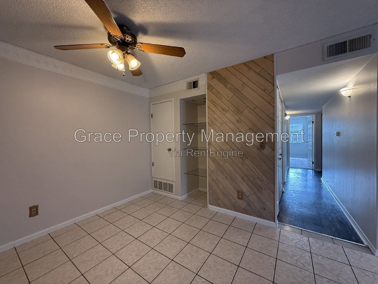 18094 E Ohio Ave #201 - Photo 4 of 17