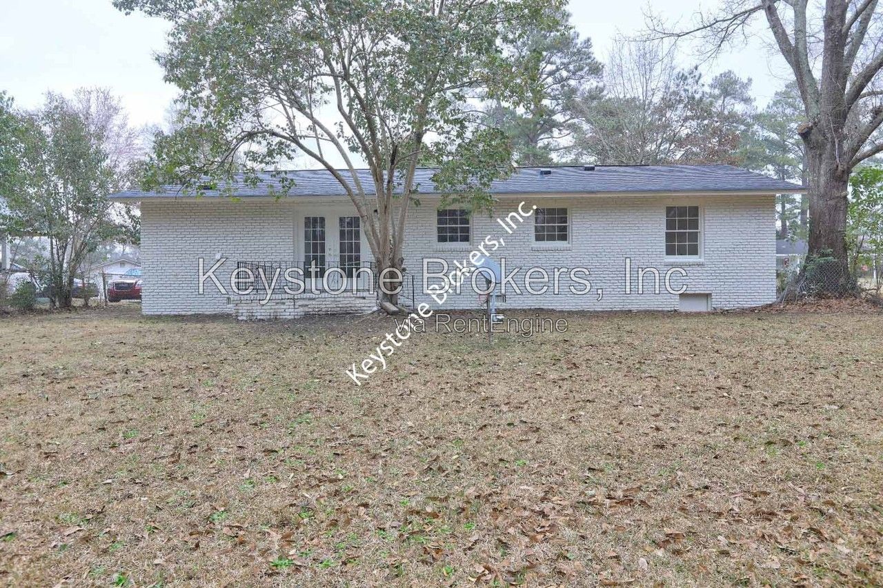 2454 Charlene Ter - Photo 2 of 9