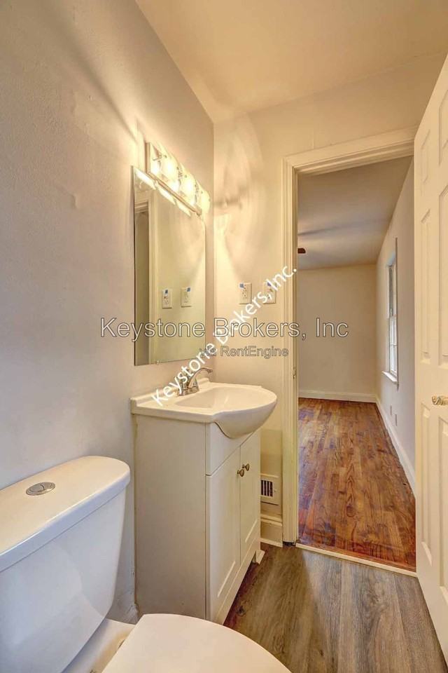 2454 Charlene Ter - Photo 7 of 9