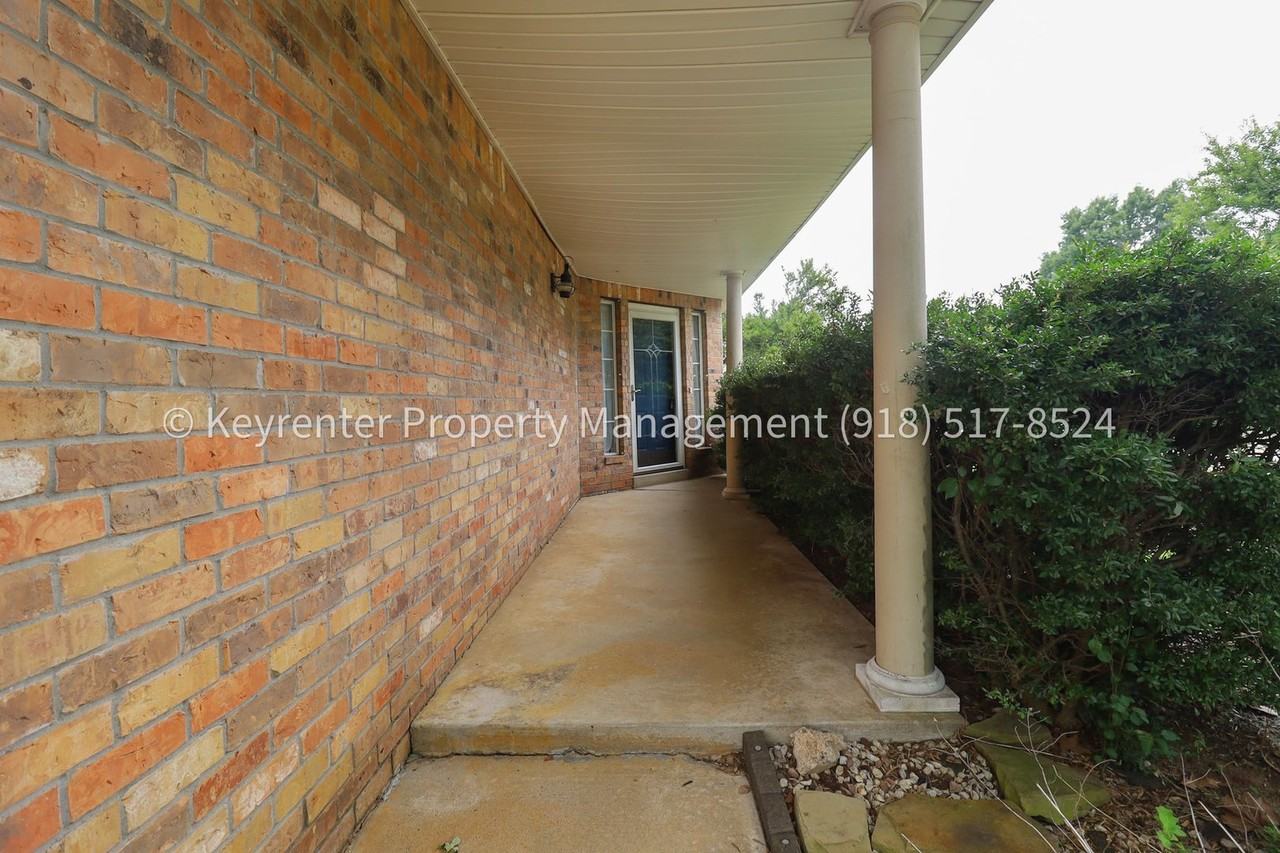 1228 W 112th Dr S - Photo 3 of 41