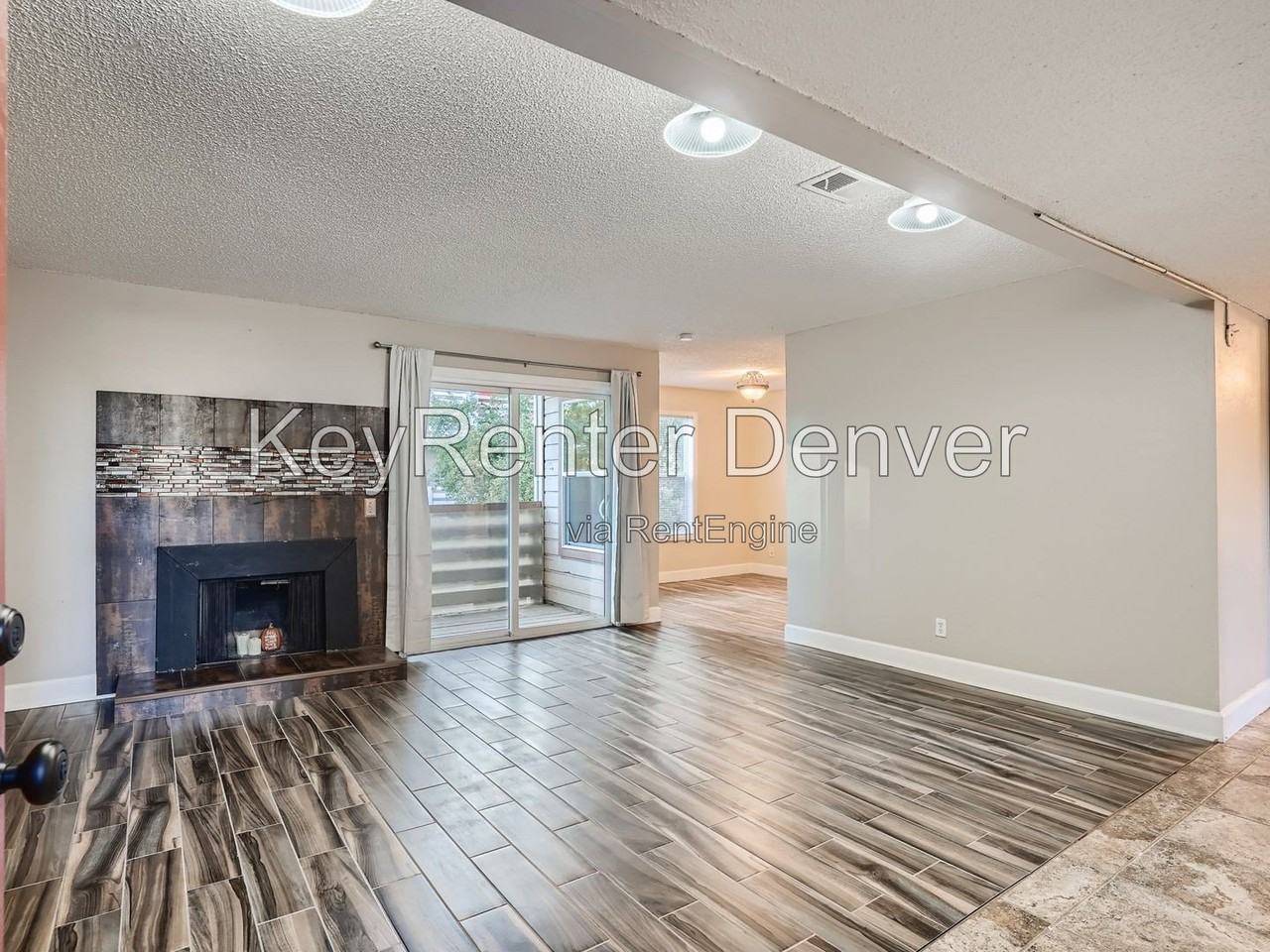 7665 E Eastman Ave #201C - Photo 5 of 29