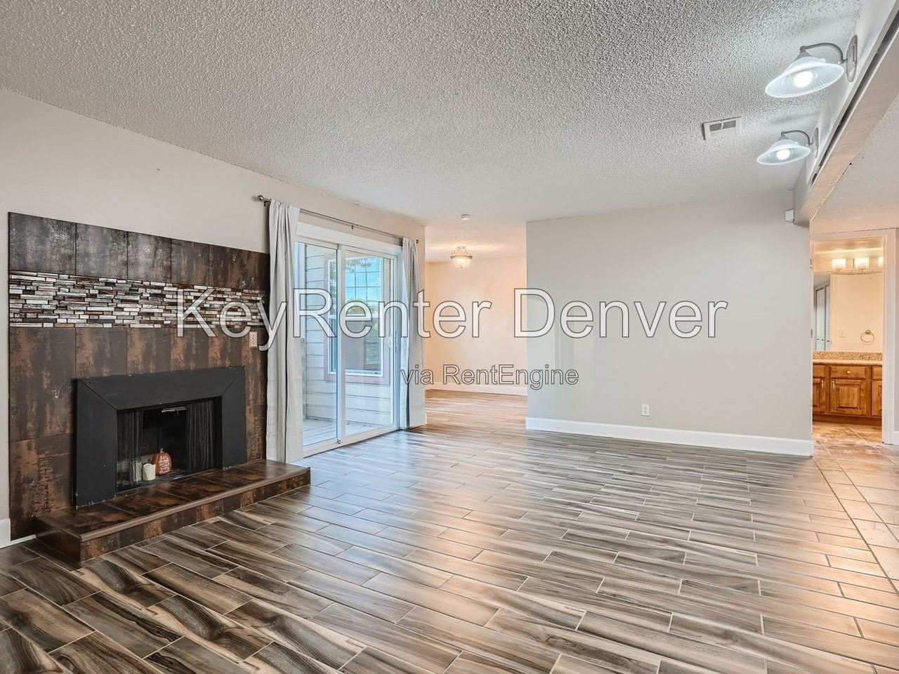 7665 E Eastman Ave #201C - Photo 7 of 29