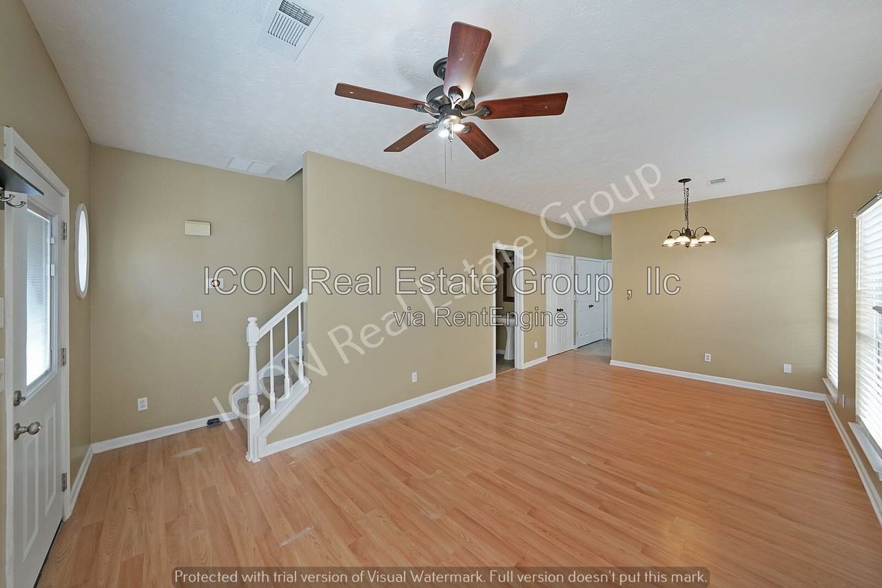 27 Timber Ridge Dr - Photo 4 of 23