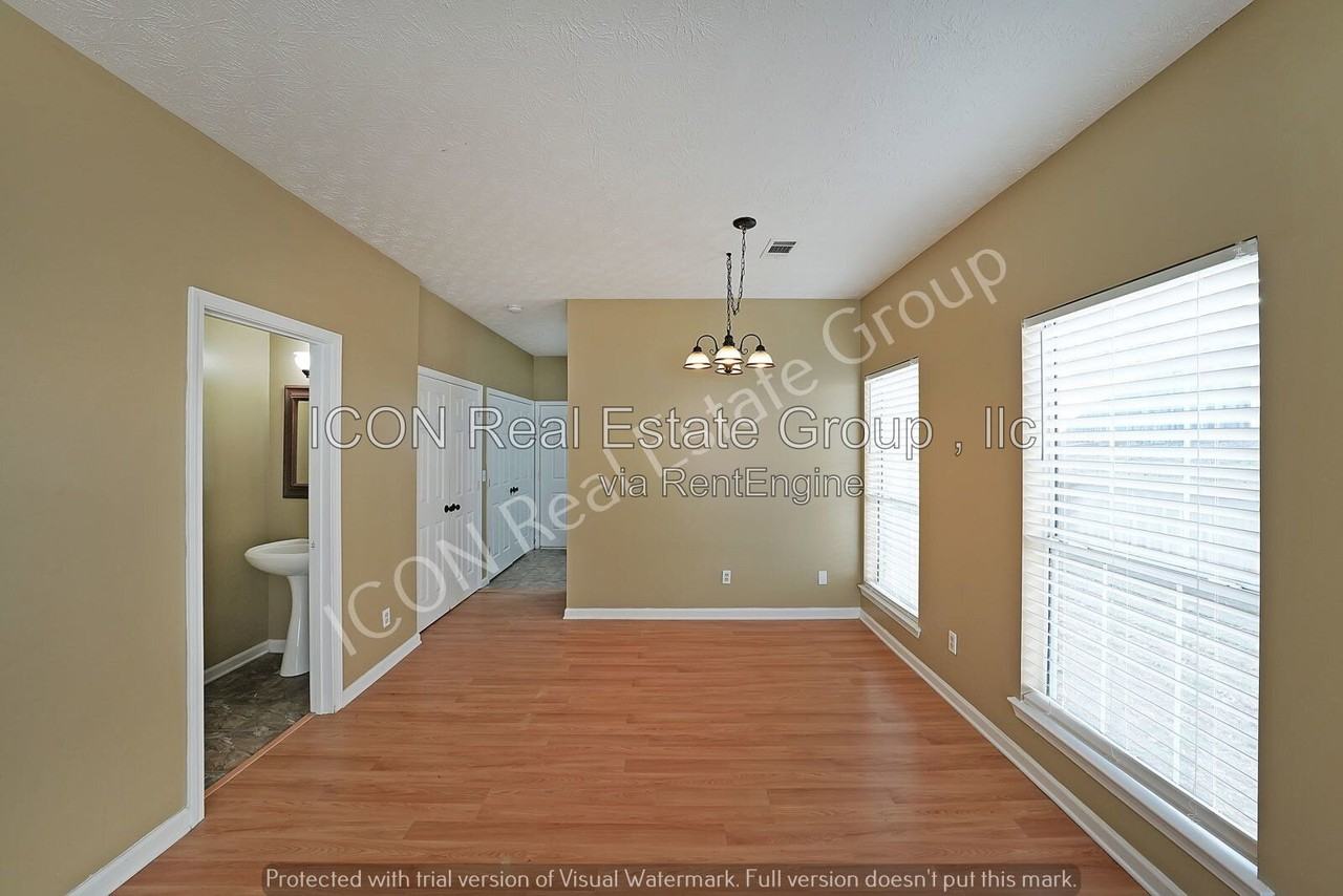 27 Timber Ridge Dr - Photo 6 of 23