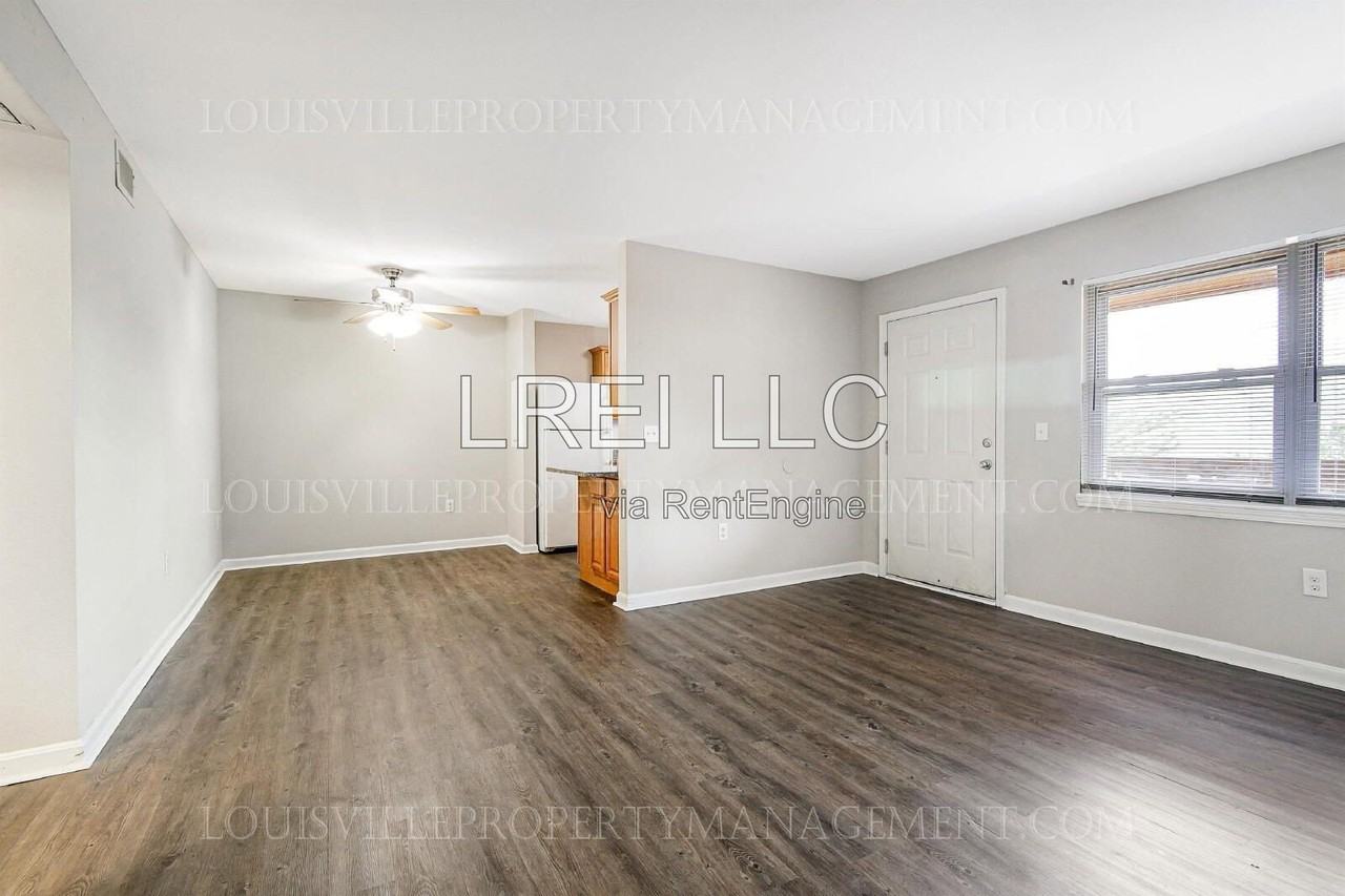 2101 Cardinal Woods Dr #213 - Photo 6 of 20
