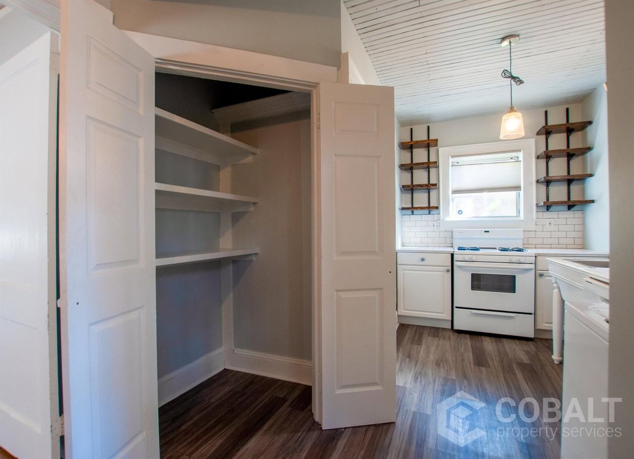 499 Winton Ter Ne #1 - Photo 2 of 25