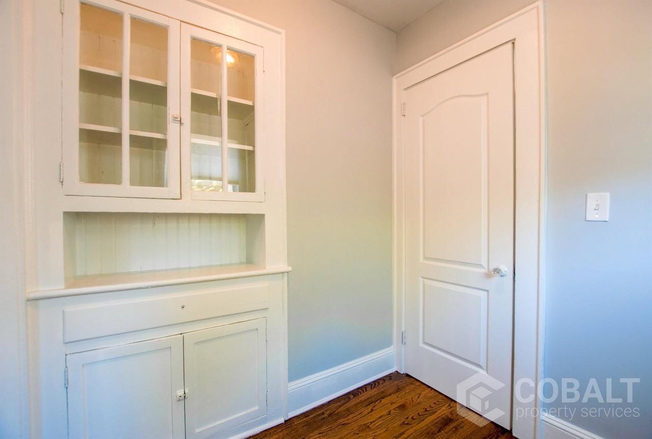 499 Winton Ter Ne #1 - Photo 7 of 25