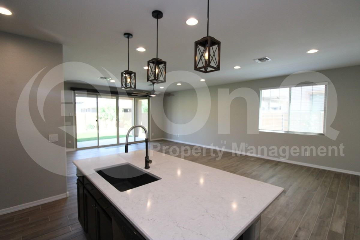 22940 E Domingo Rd - Photo 3 of 22