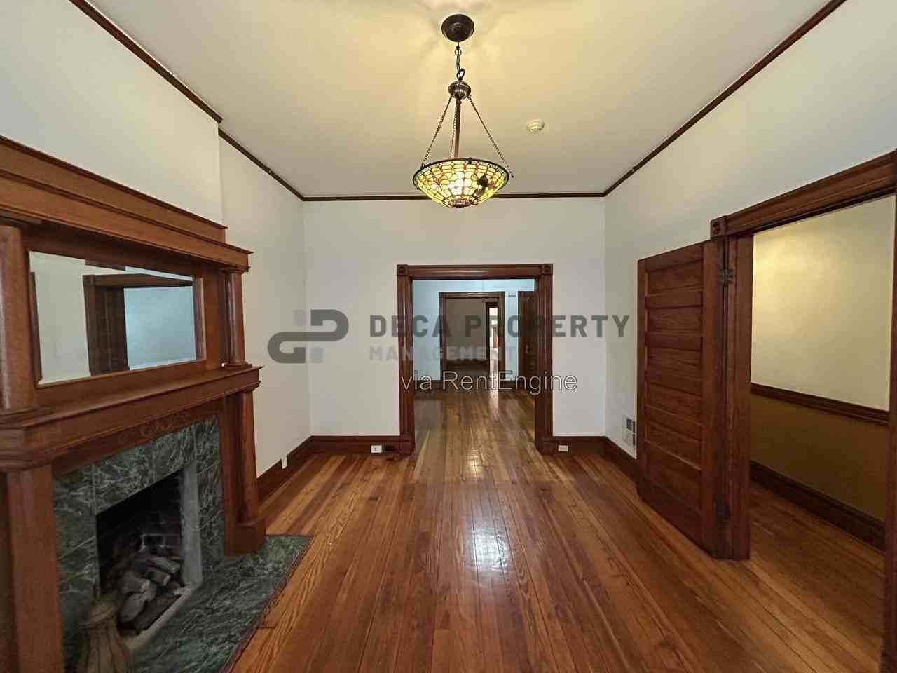 2304 Russell Blvd #1E - Photo 7 of 12