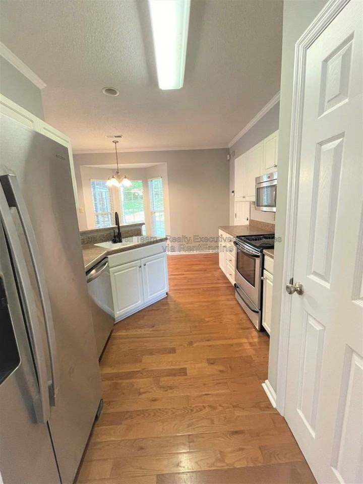 6501 Ridge Run Dr - Photo 6 of 19