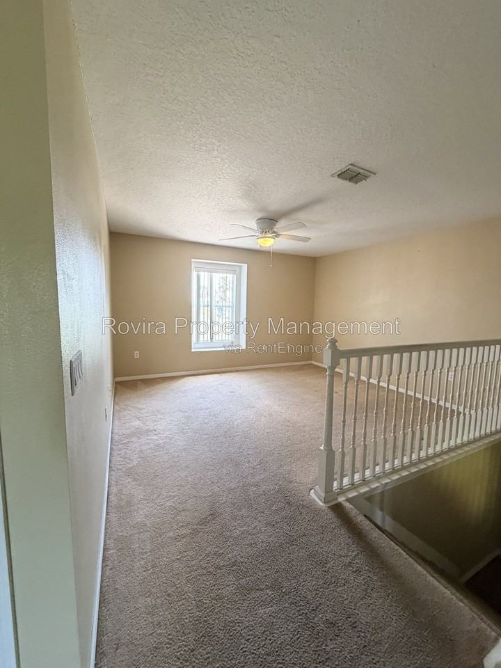 452 Janice Kay Pl - Photo 6 of 10