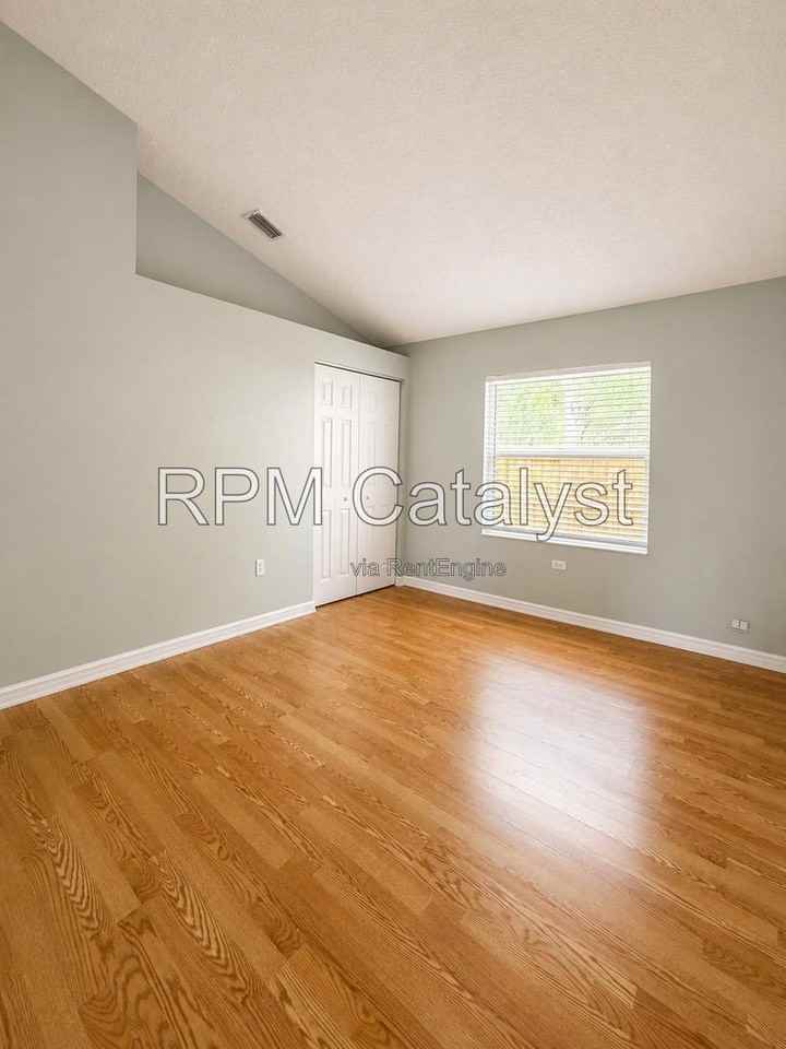 1012 55th Ave N - Photo 6 of 14