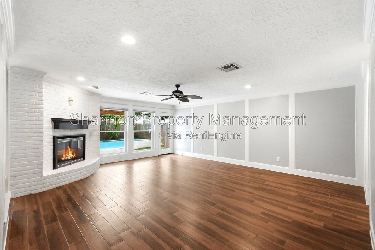 20646 Prince Creek Dr - Photo 6 of 26