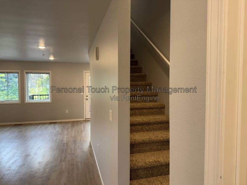 808 7th Ave S #6 - Photo 7 of 24