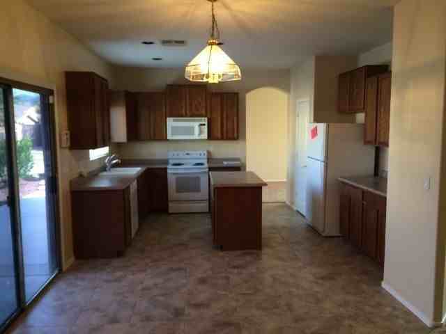 17554 W Agave Ct - Photo 4 of 17
