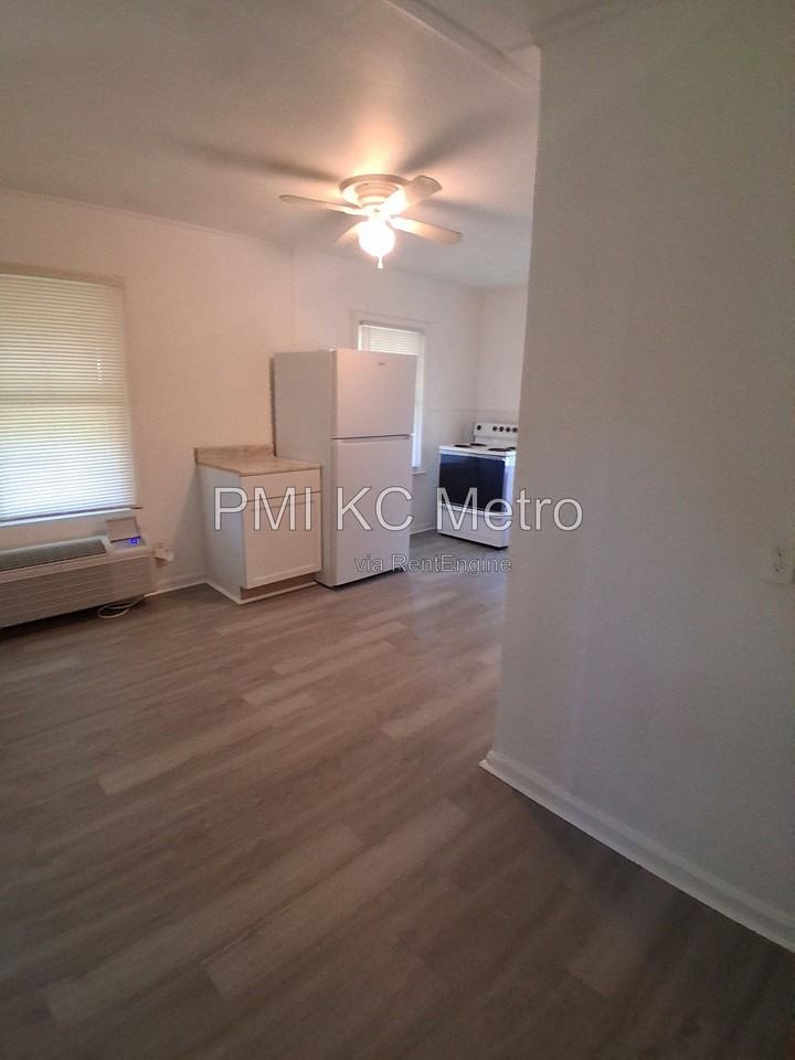 26 S Central St #9 - Photo 7 of 18