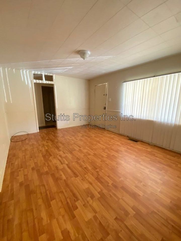 317 Pickens Ave - Photo 3 of 16