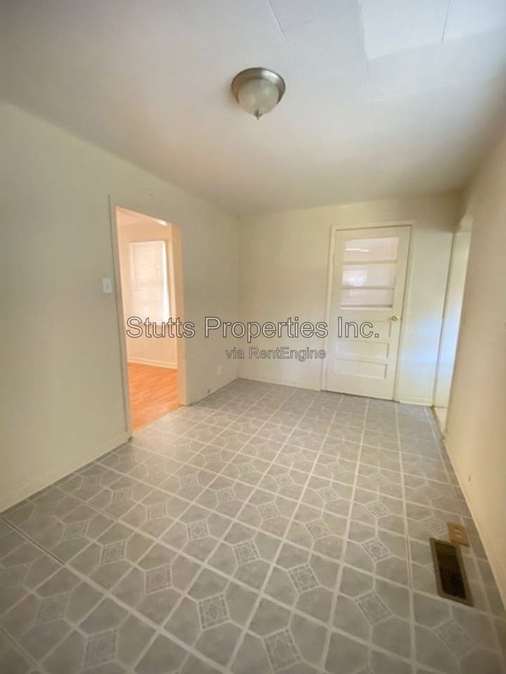 317 Pickens Ave - Photo 5 of 16