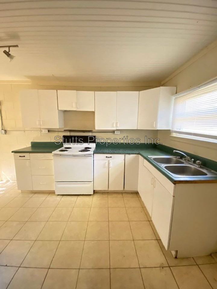 317 Pickens Ave - Photo 7 of 16