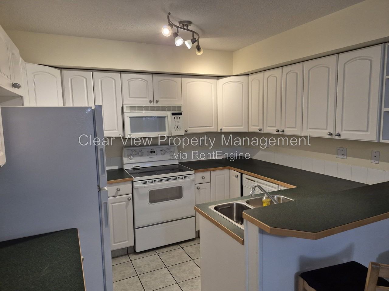 23 Chilcotin Cres W #212 - Photo 4 of 21