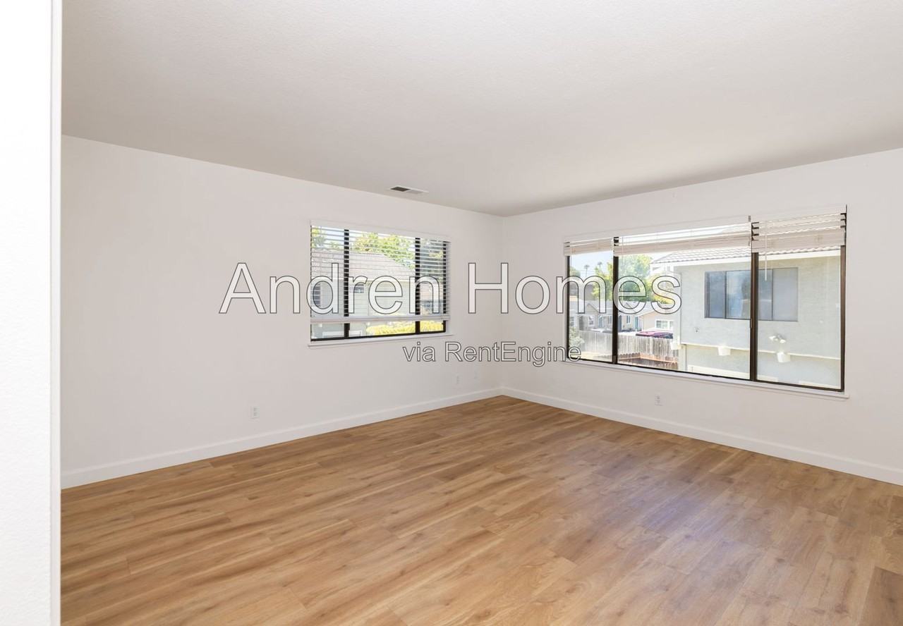 713 Frederick St - Photo 6 of 21