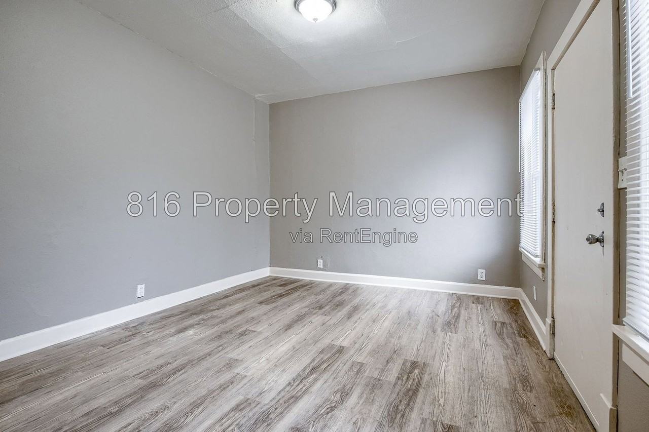 5701 Anderson Ave - Photo 5 of 25