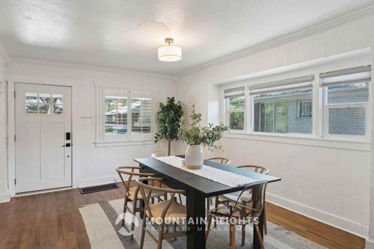 138 E Harvard Ave - Photo 7 of 25
