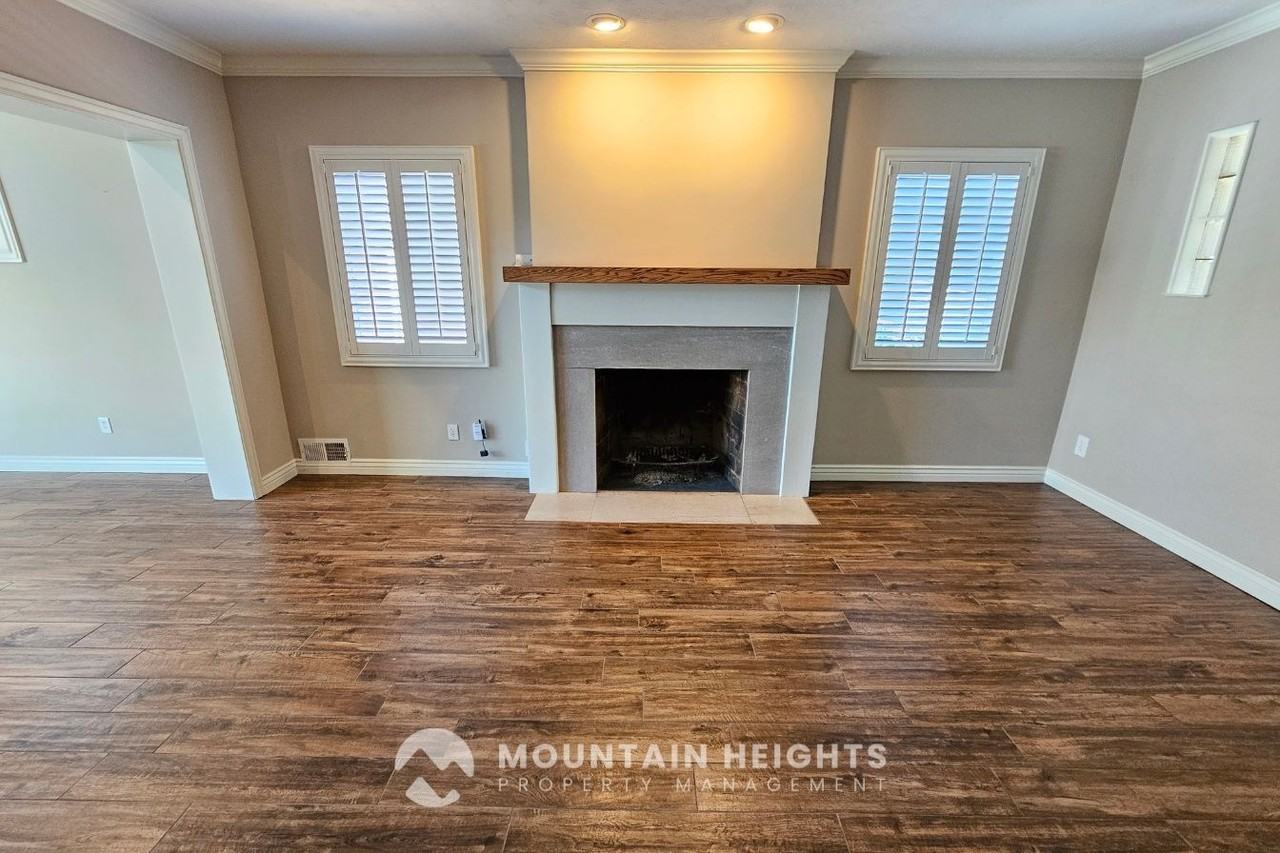 2473 S Hartford St - Photo 6 of 33