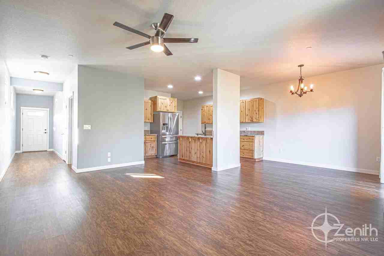 188 N 41st Pl - Photo 4 of 41