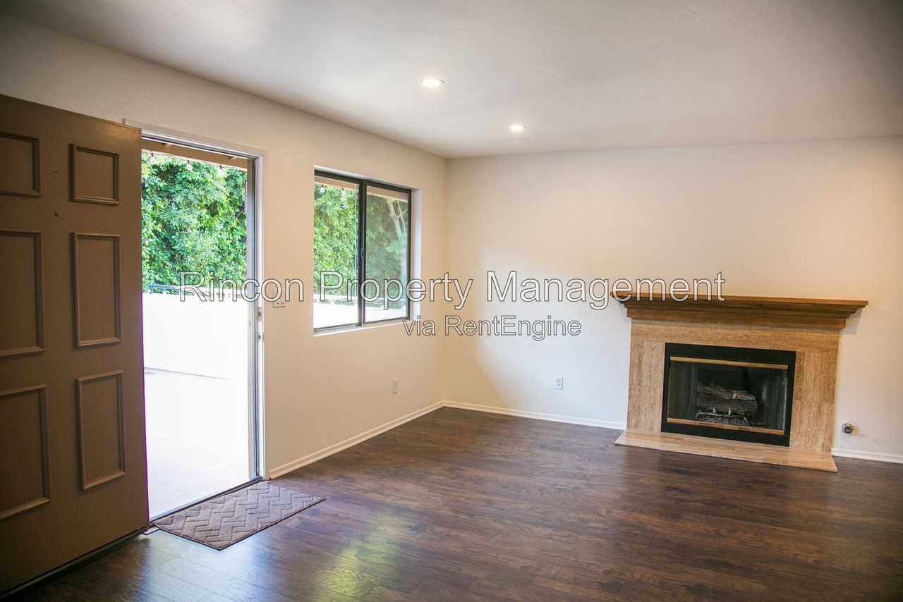 584 Doyle Ln - Photo 6 of 20