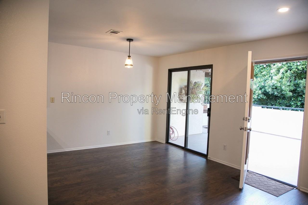 584 Doyle Ln - Photo 7 of 20