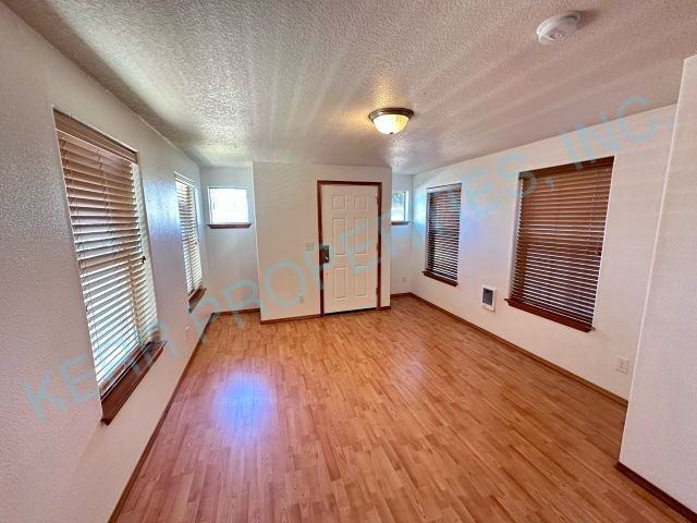 11929 Se Pine St - Photo 3 of 17