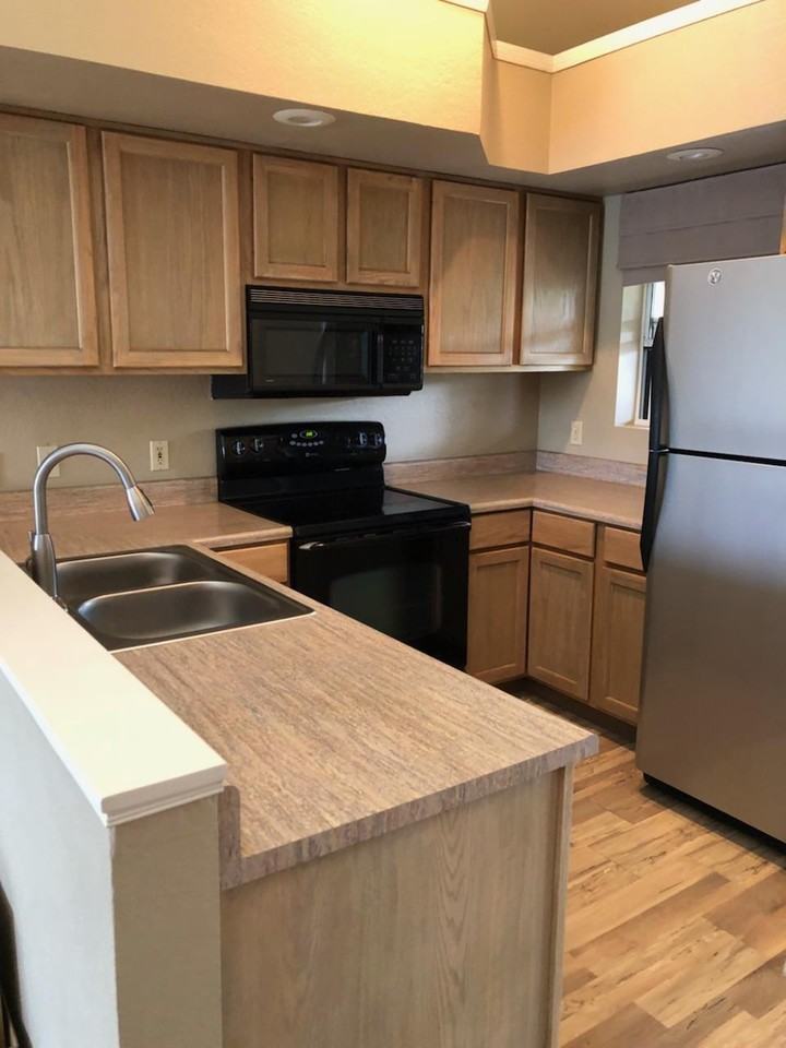 93 E White Mountain Blvd - Photo 6 of 13