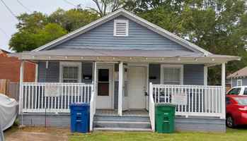 featured image of 412A Davis St