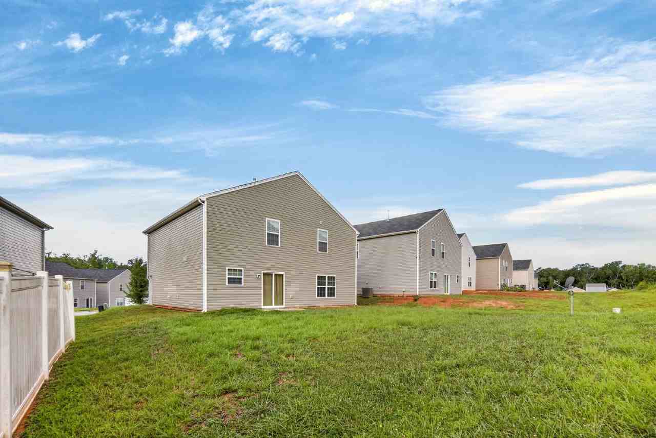 125 Saddlehorse Ln - Photo 4 of 34