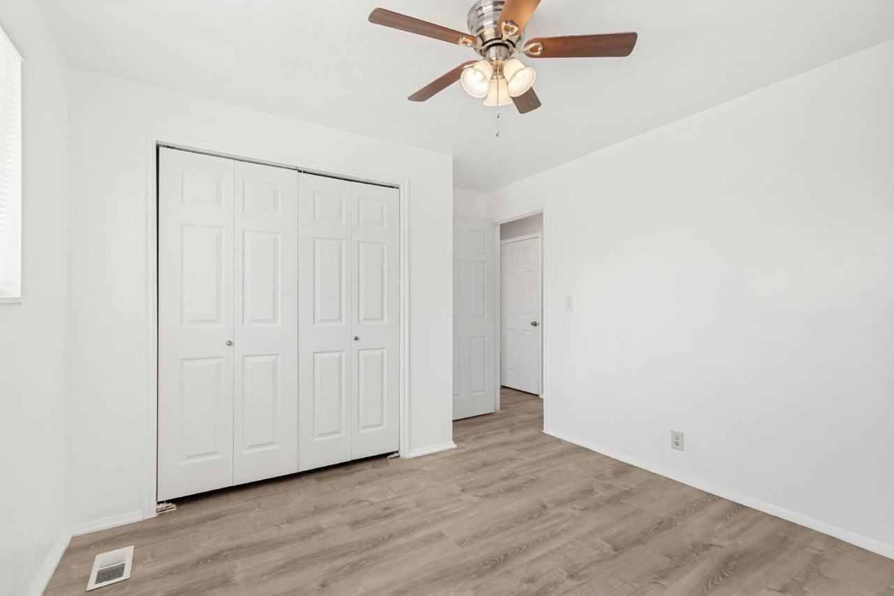 2314 S 700 E - Photo 5 of 18