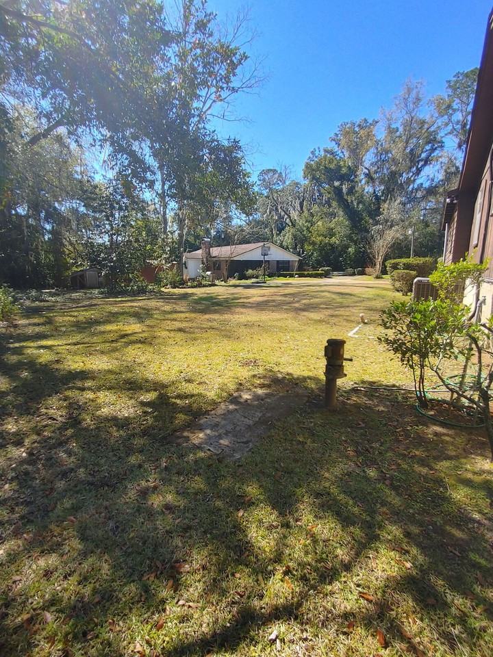 2693 Miccosukee Rd - Photo 2 of 12